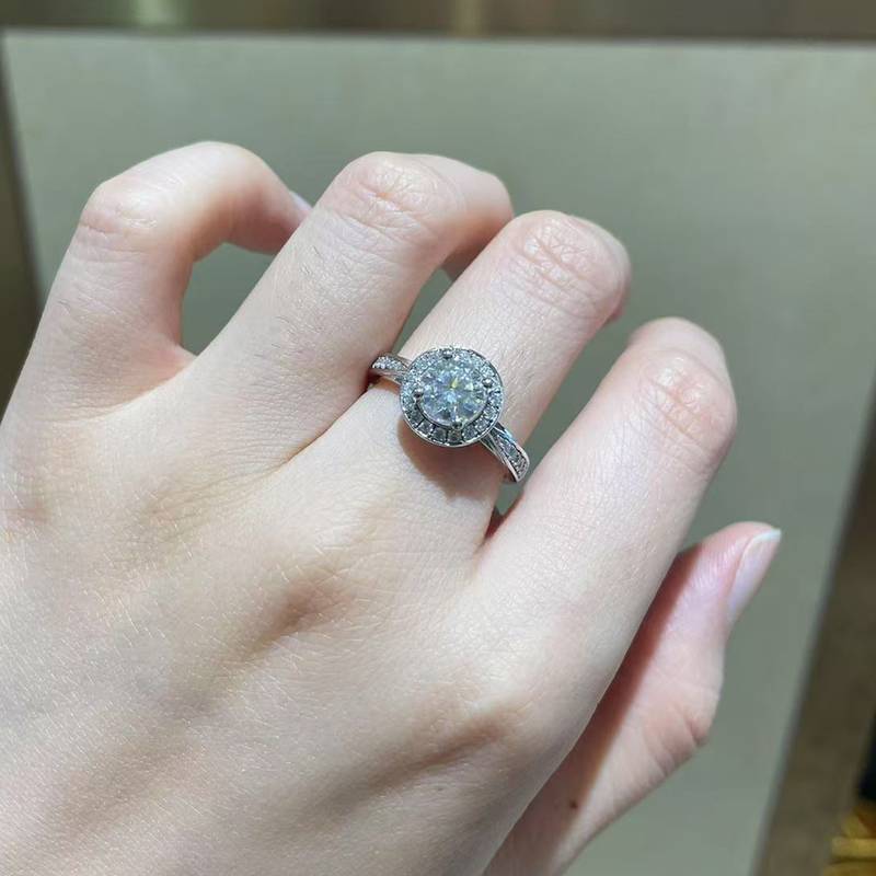 圆包Women's RingS925银镀白金定制选款主石Moissanite1.0ct/副石高碳钻
